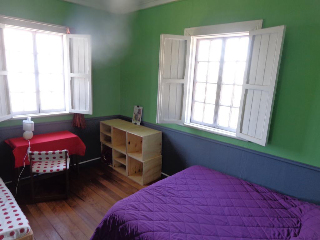 וואלפאראיסו Hostal Faro Azul חדר תמונה